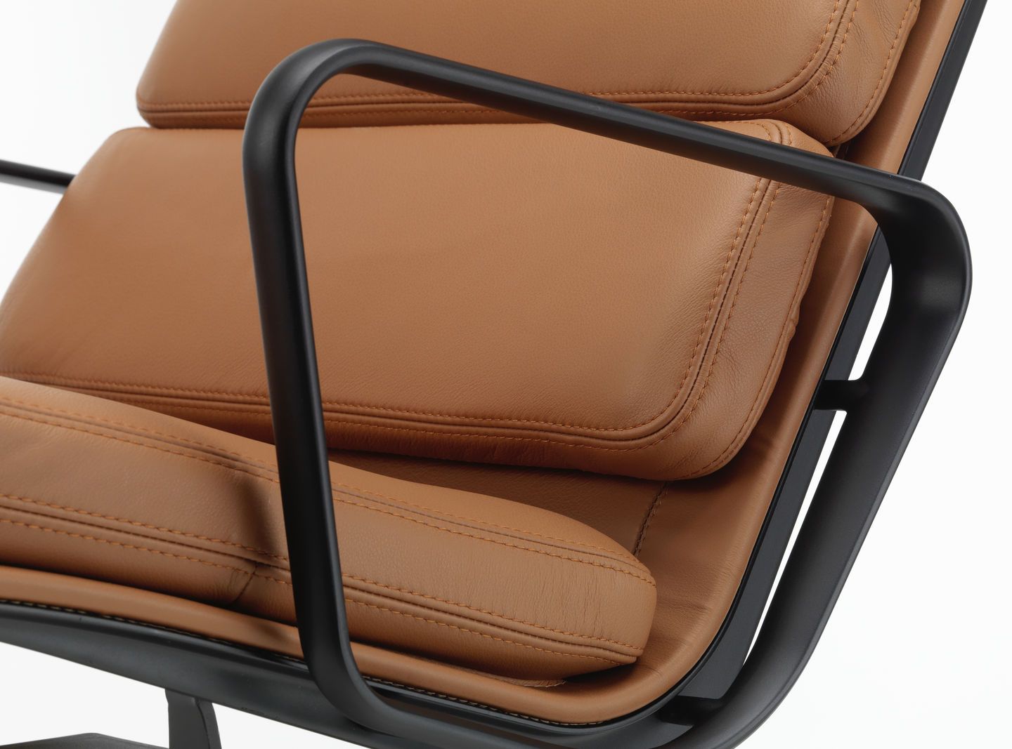 Soft Pad Chair EA222 / EA 222 Fauteuil Vitra