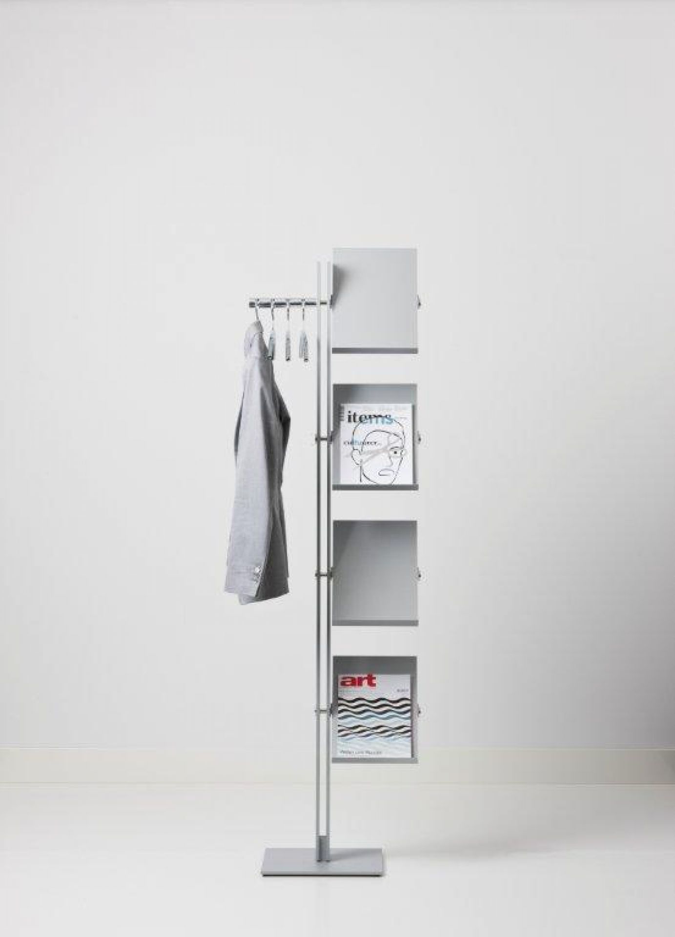 Standfree B porte-mateau avec rangement de brochures