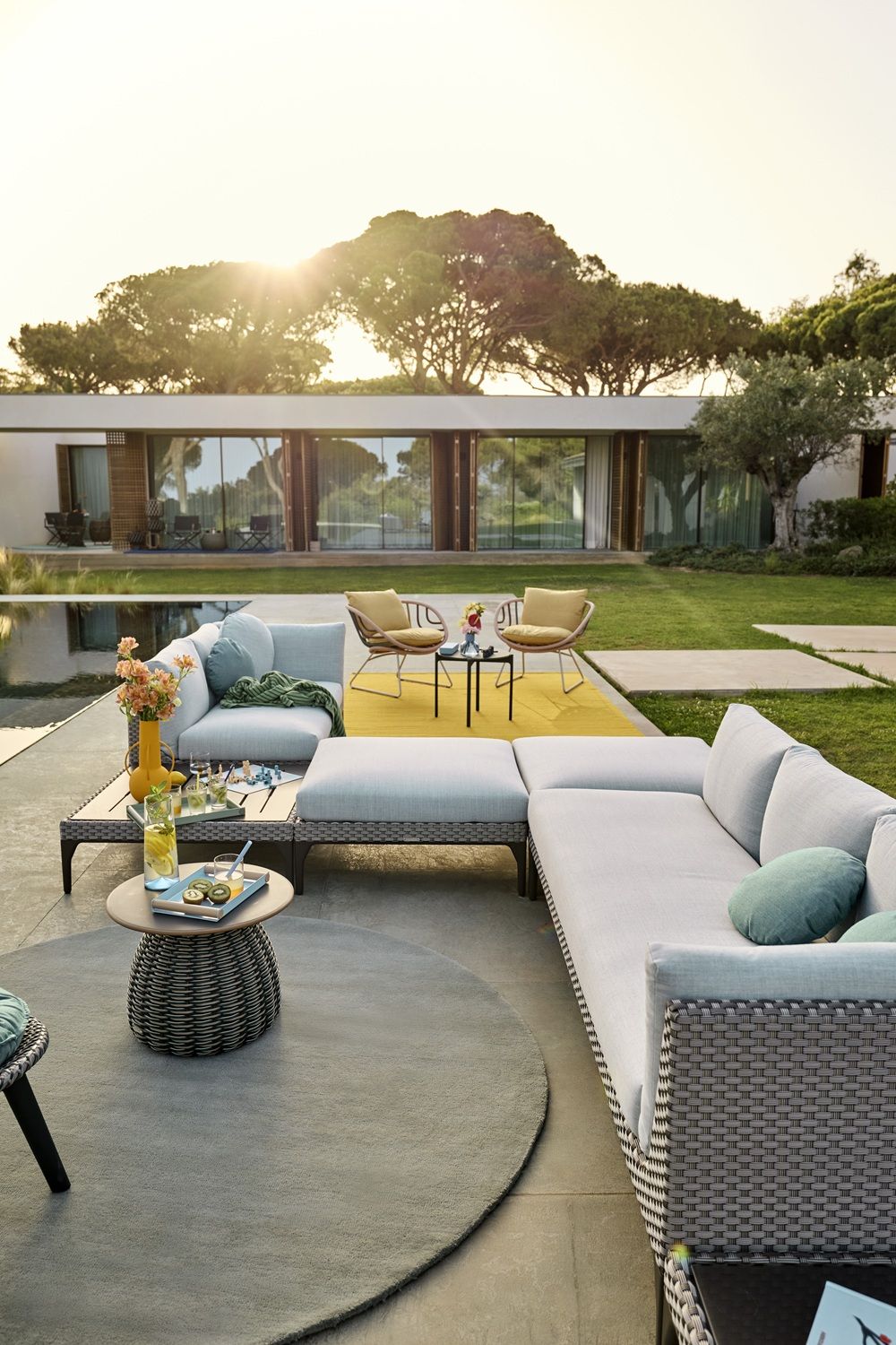 KIDA Outdoor Footstool Tabouret Dedon