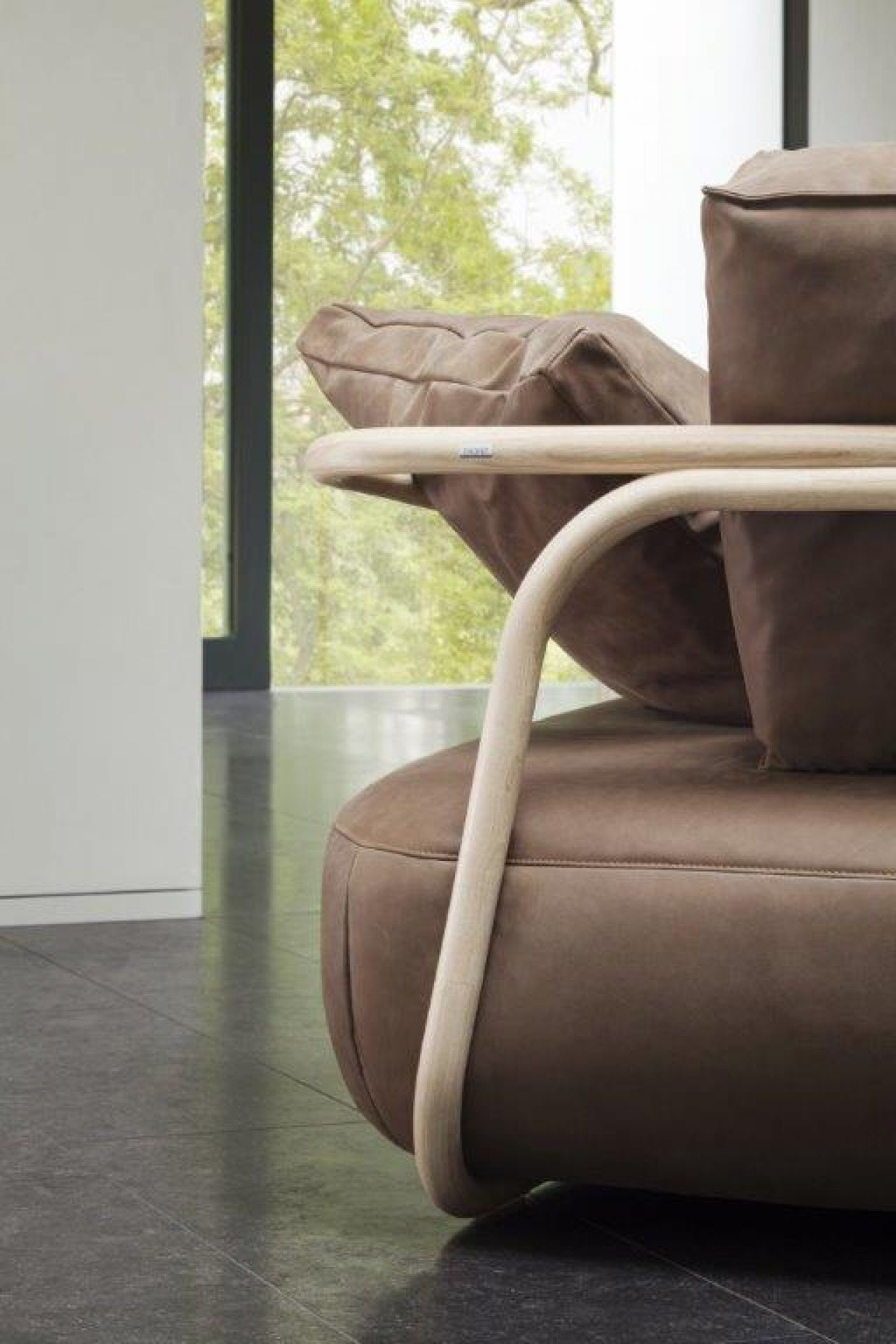 Le canapé en bois courbé 2002 Thonet