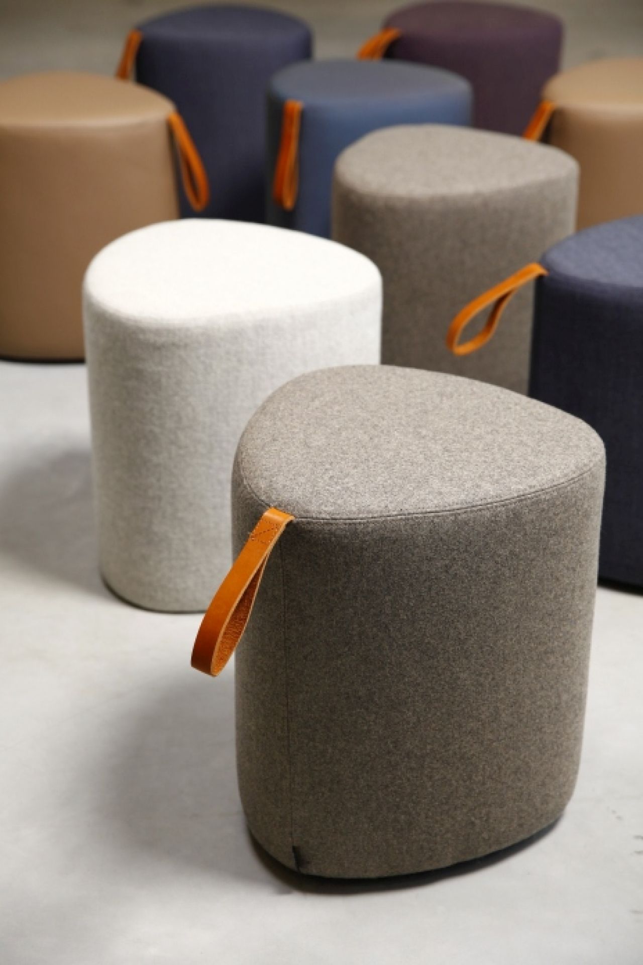 Pully Tabouret Triangulaire Cascando