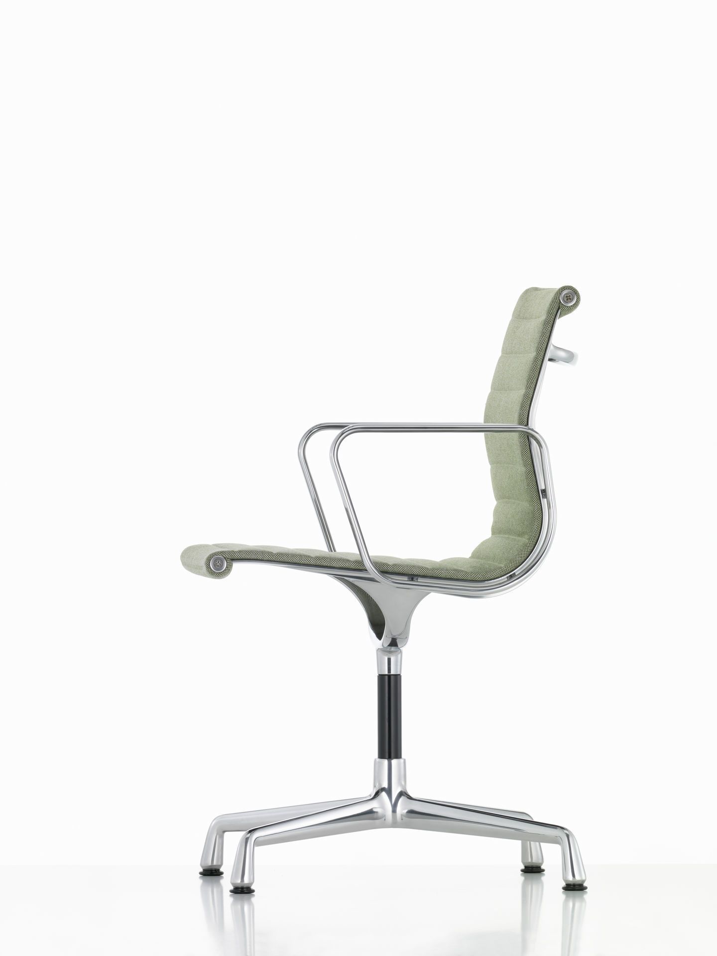 Aluminum Chair EA 103 / EA103 Chaise Vitra