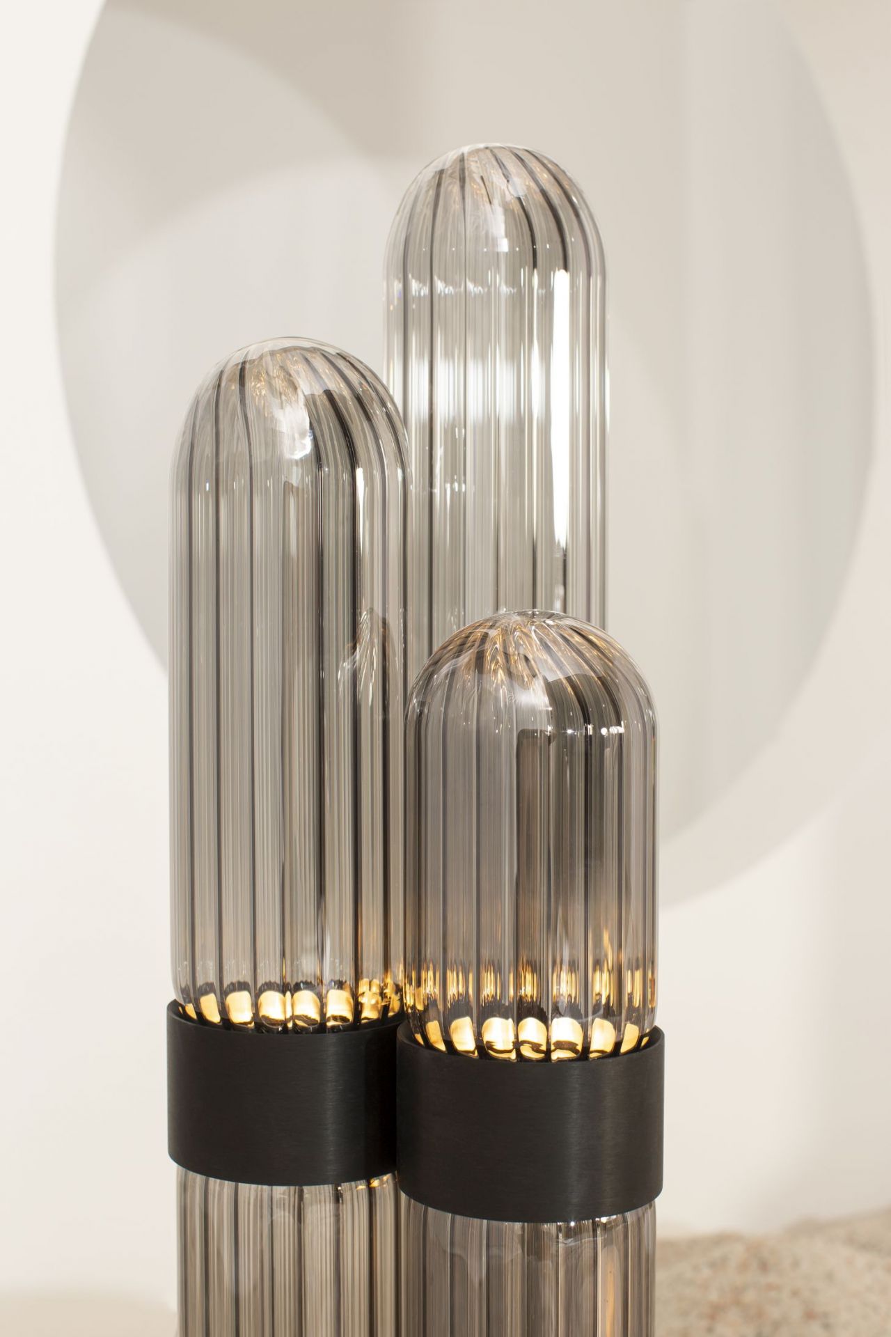 Cactus Lampadaire small noir/ transparent avec LED fixe 1600lm Pulpo