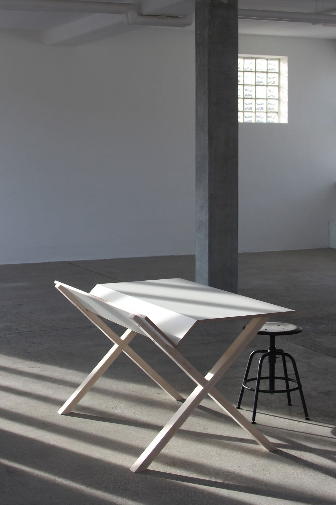 Kant bureau Nils Holger Moormann