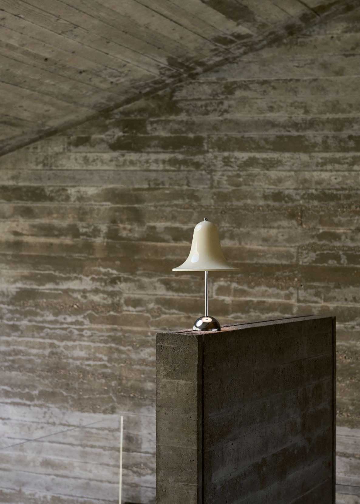 Pantop Portable lamp Table lamp / Lampe de batterie Verpan