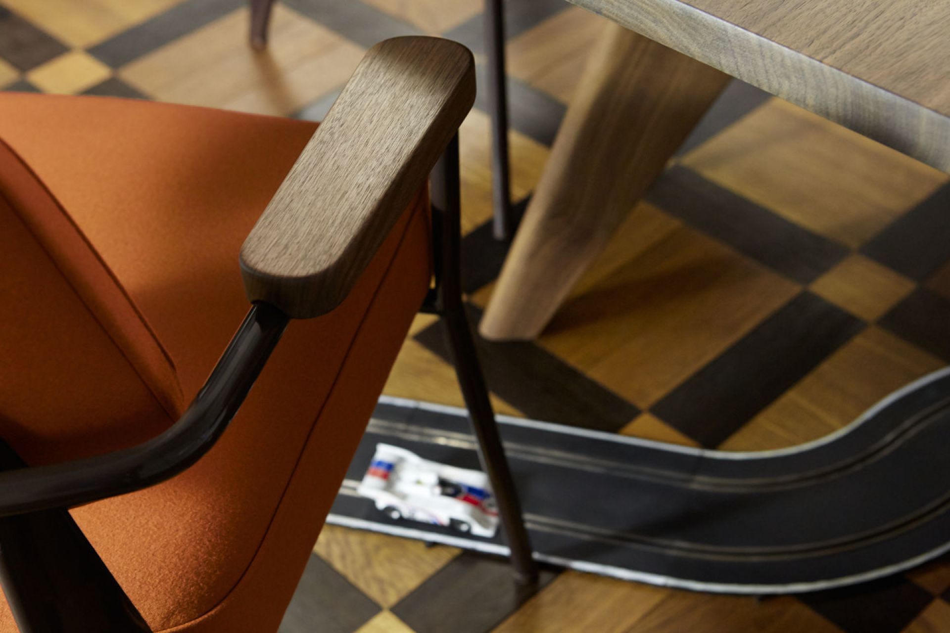 Fauteuil Direction Armchair Vitra