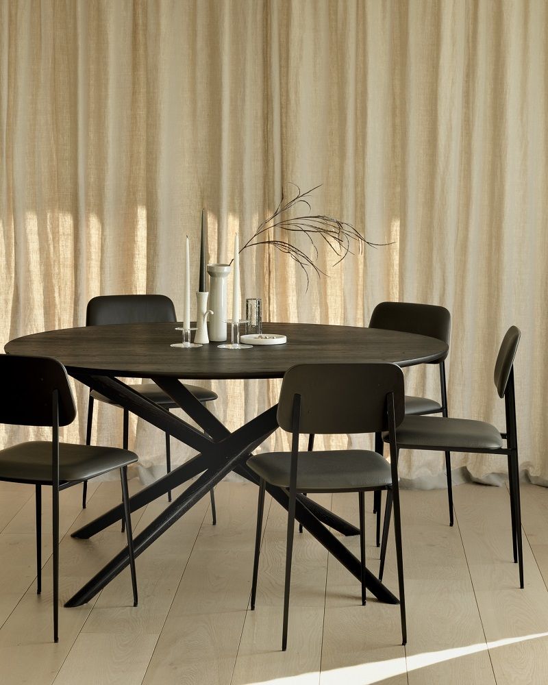 Mikado Table ronde chêne noir Ethnicraft