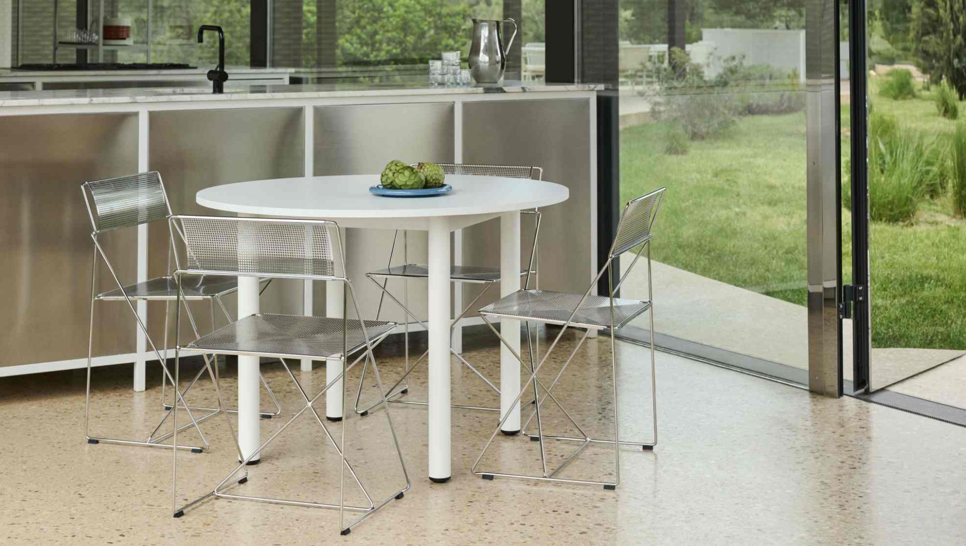 Annex Table Round Table à manger ronde Hay