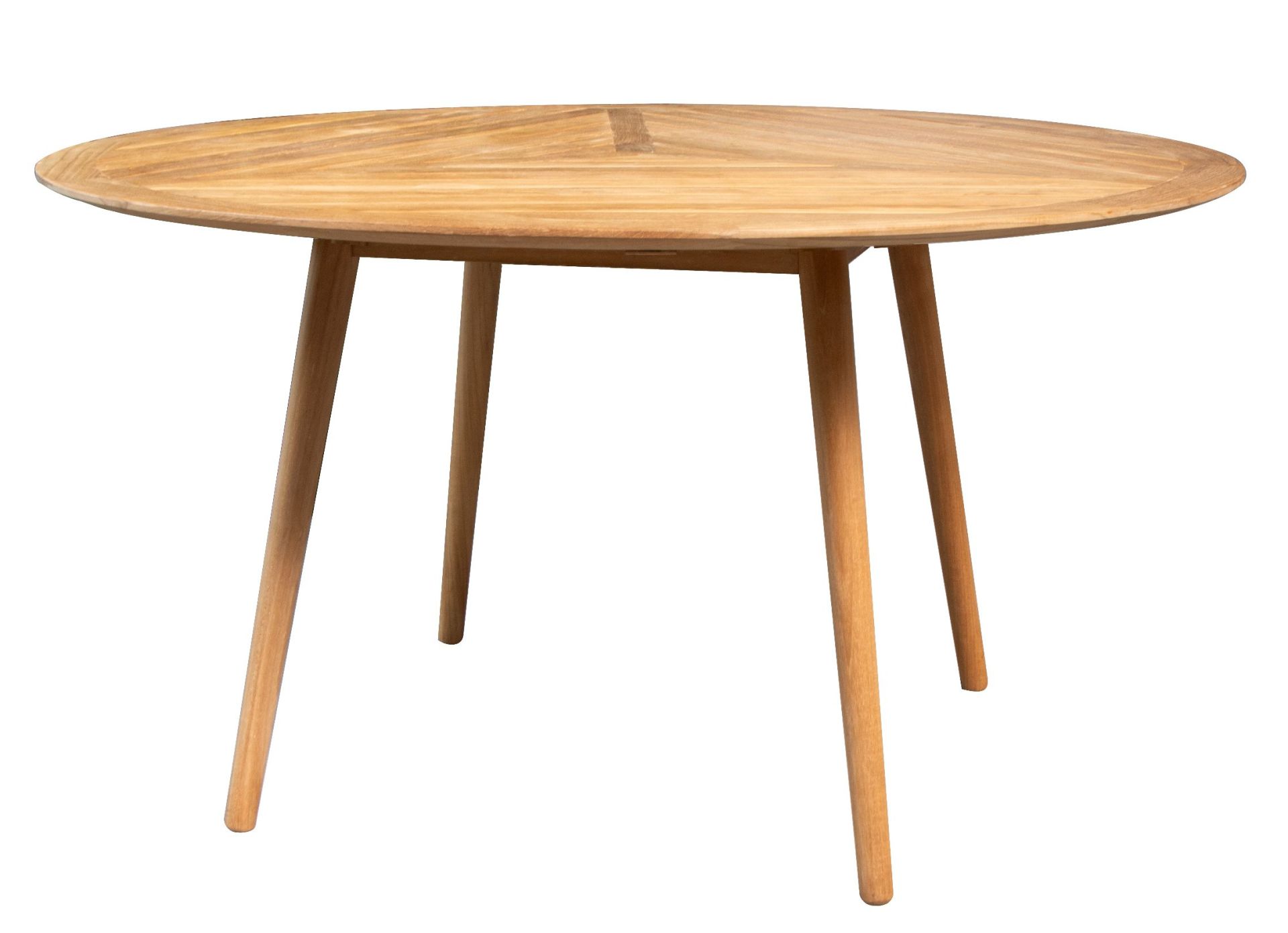 Définir une table de salle à manger ronde d'extérieur en rotin