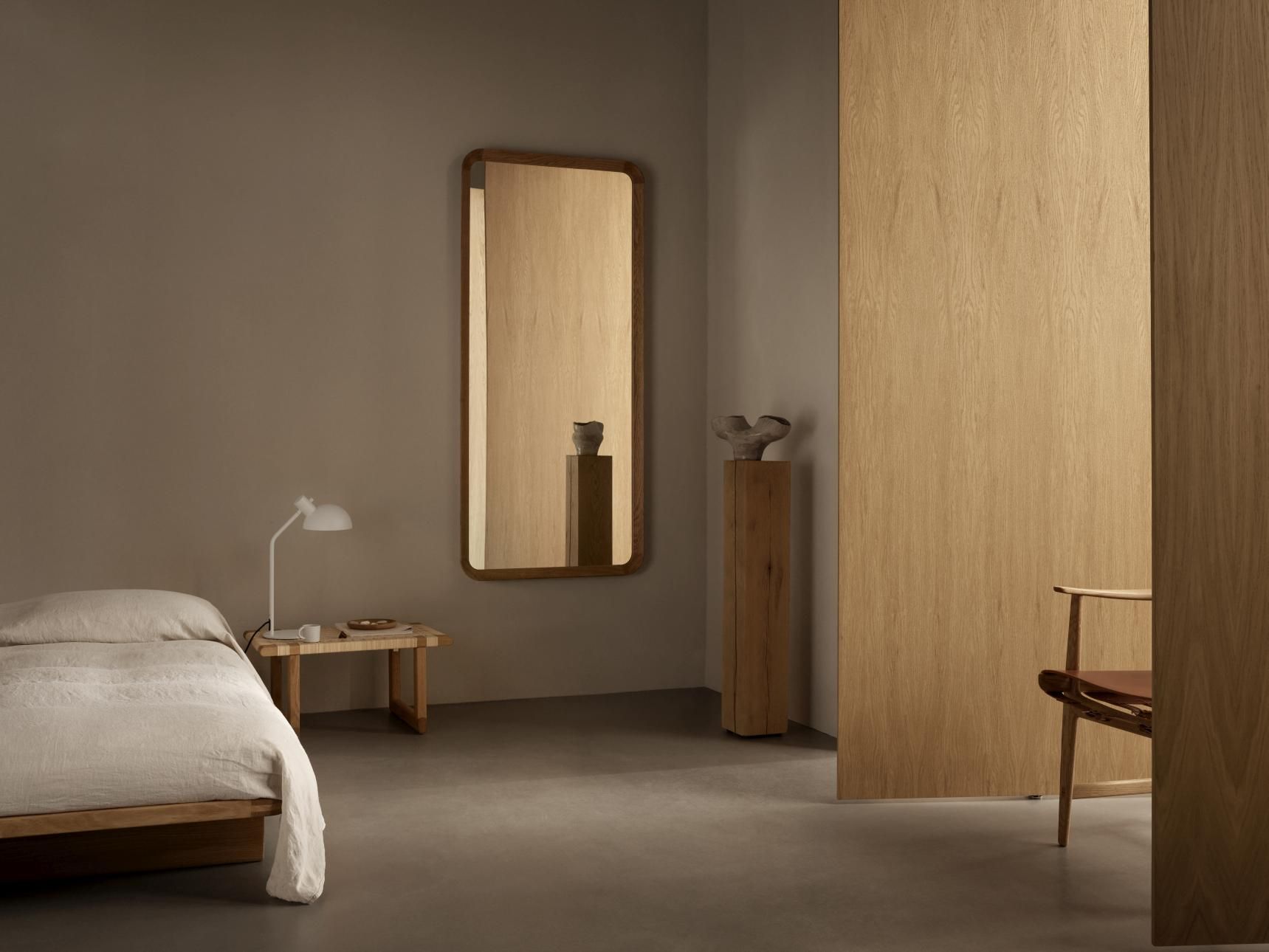 VLA62 Radio House Mirror Miroir Carl Hansen & Søn
