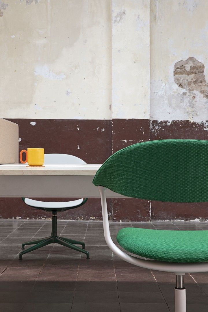 Mynt dossier et assise plastique Chaise de bureau Vitra