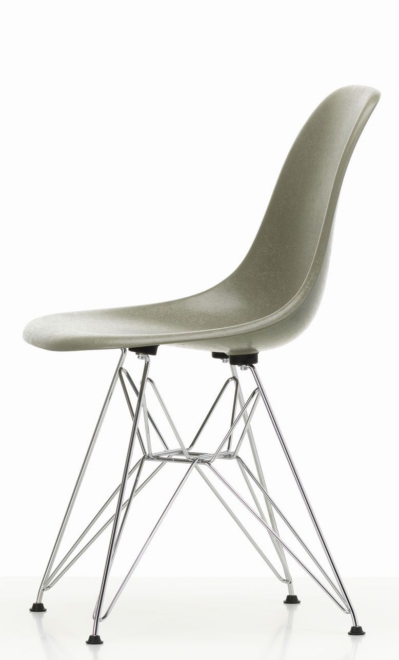 Eames Fiberglass Chair DSR chaise Vitra