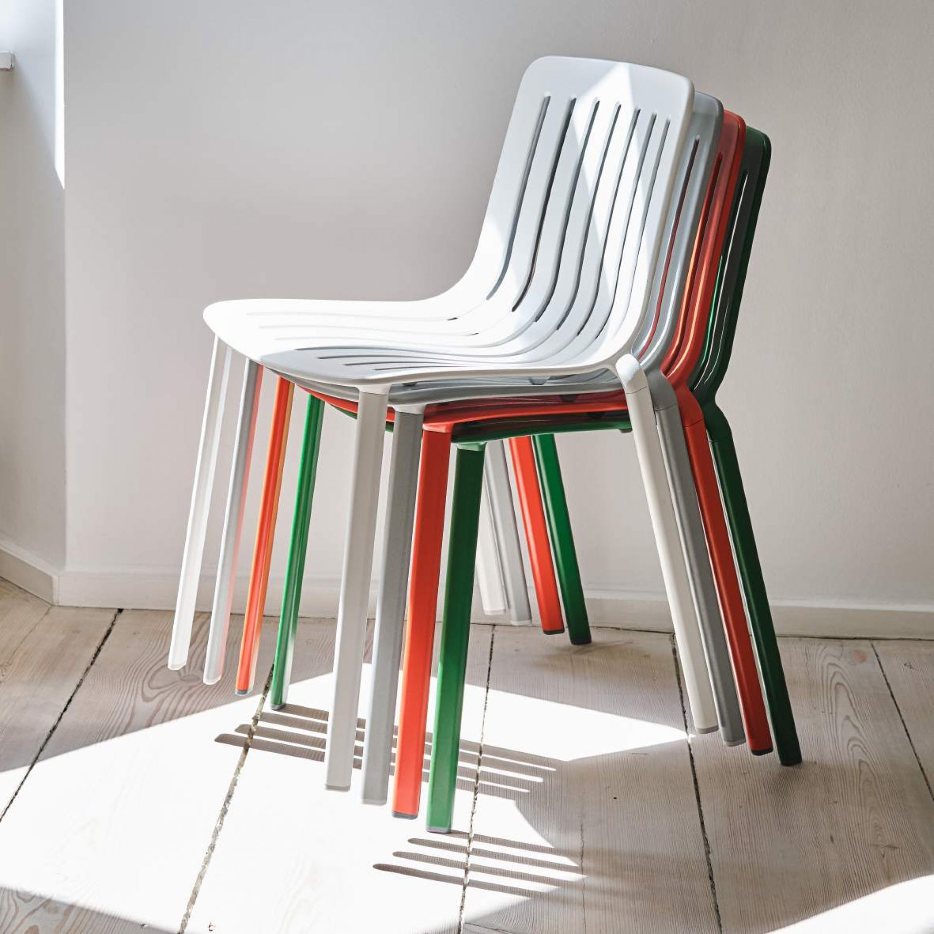 Plato Chaise Magis