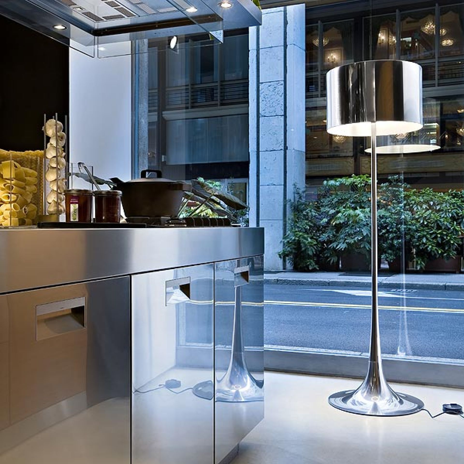 Spun Light F Lampadaire Flos