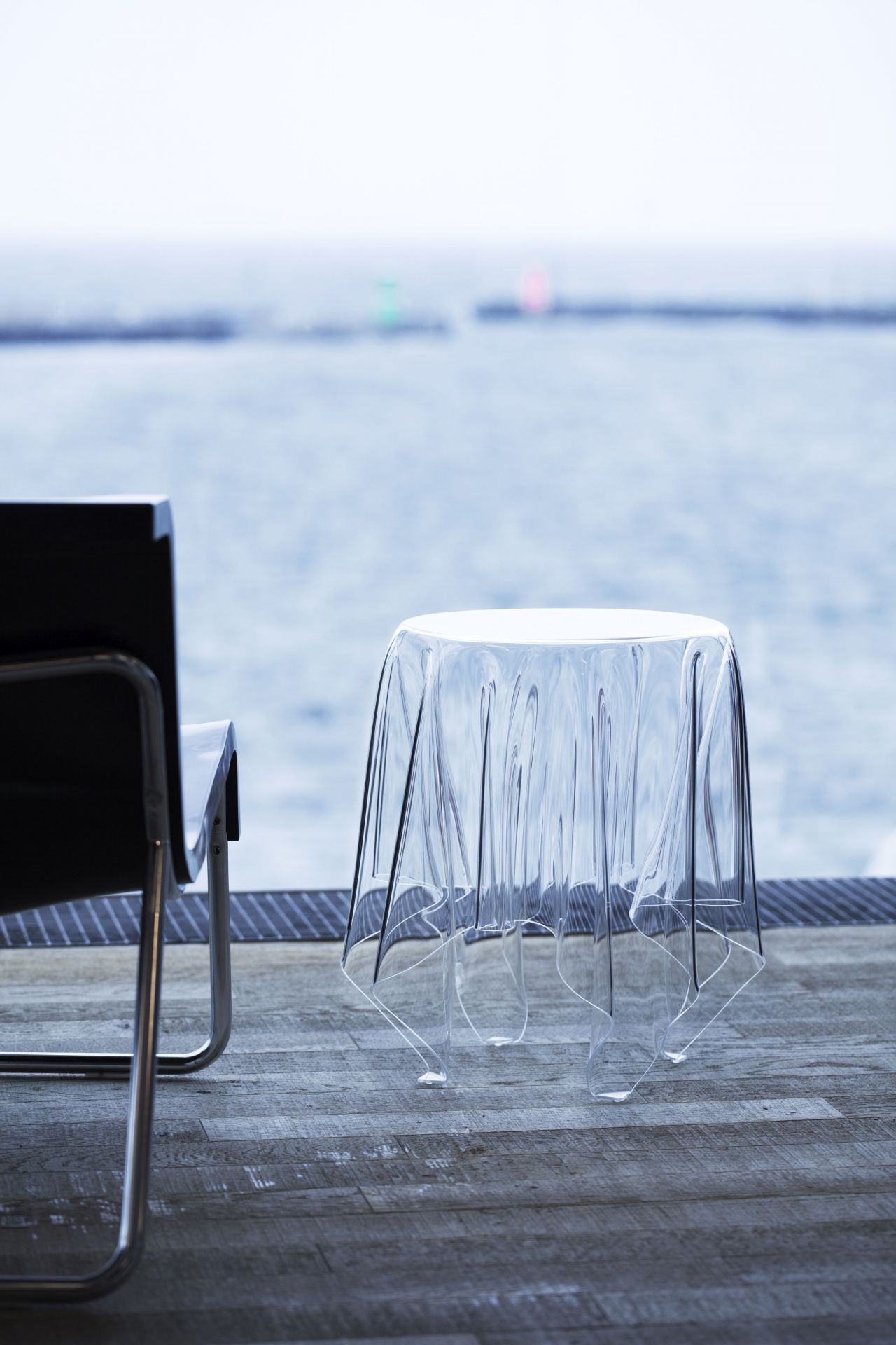 Essey Illusion table d'appoint transparente Klein & More