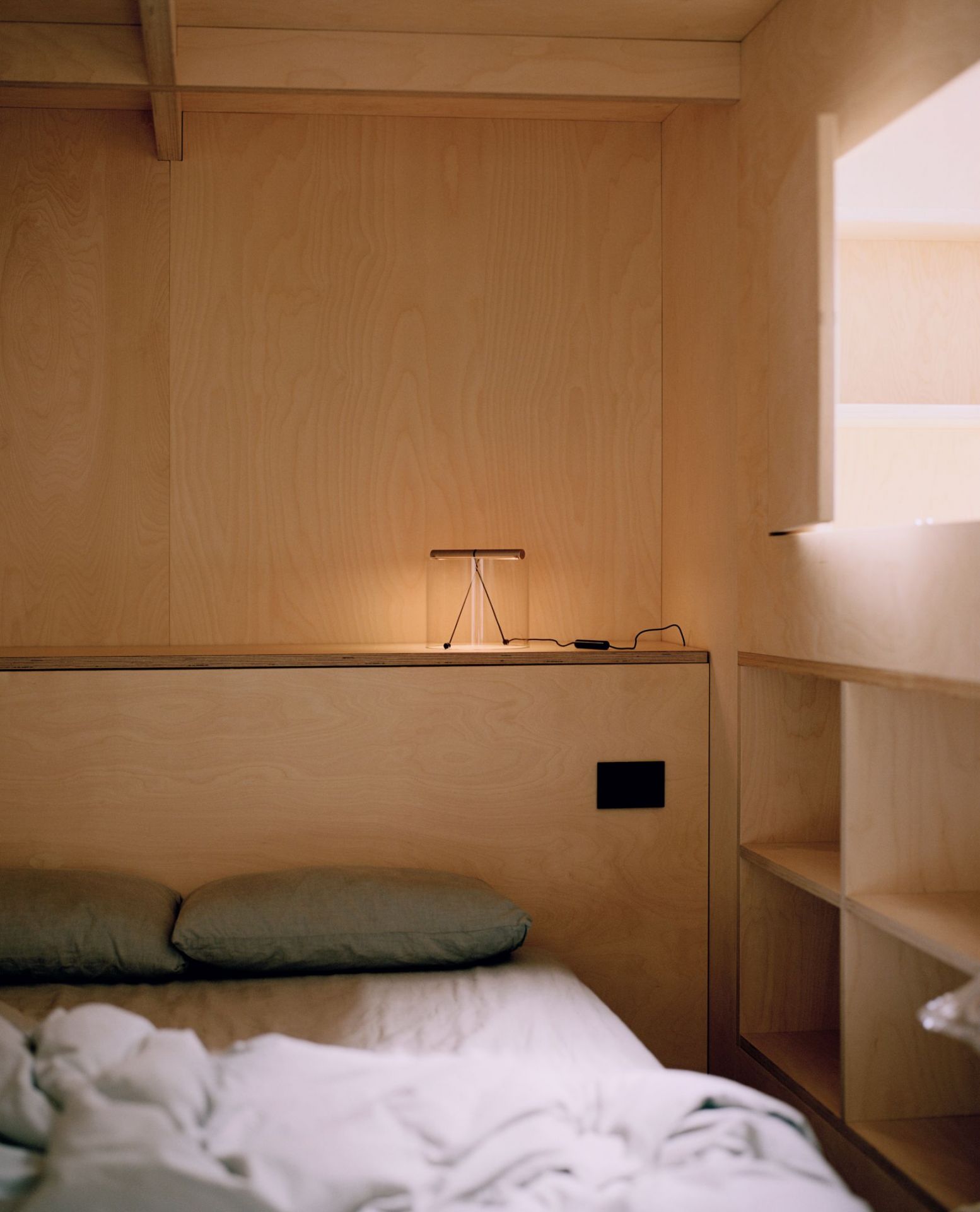 To-Tie T3 LED Lampe de table Noir Flos OFFRE SPECIALE