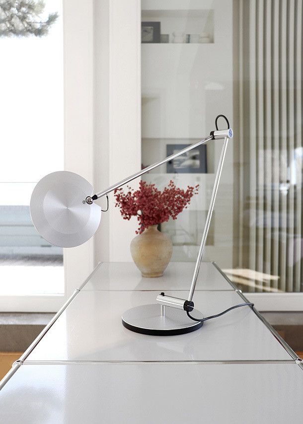 PINA LED T Lampe de Table Baltensweiler