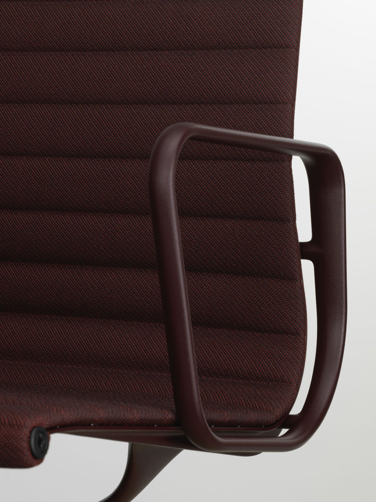 Aluminium Chair EA 108 / EA 108 Chaise Vitra