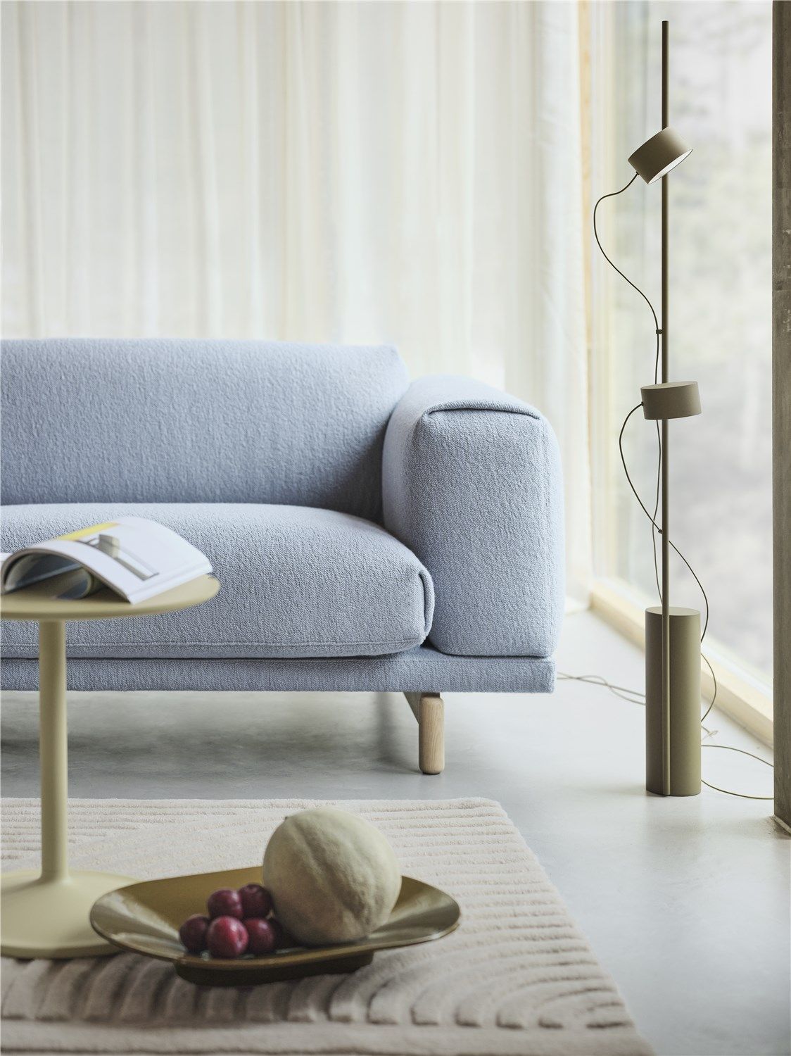 Post Floor Lamp Lampadaire Muuto