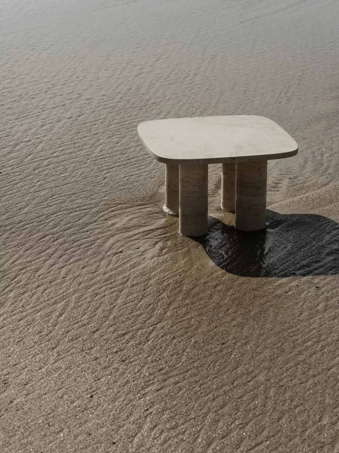 Volos table d'appoint L 52 x P 52 x H 34 cm Blomus